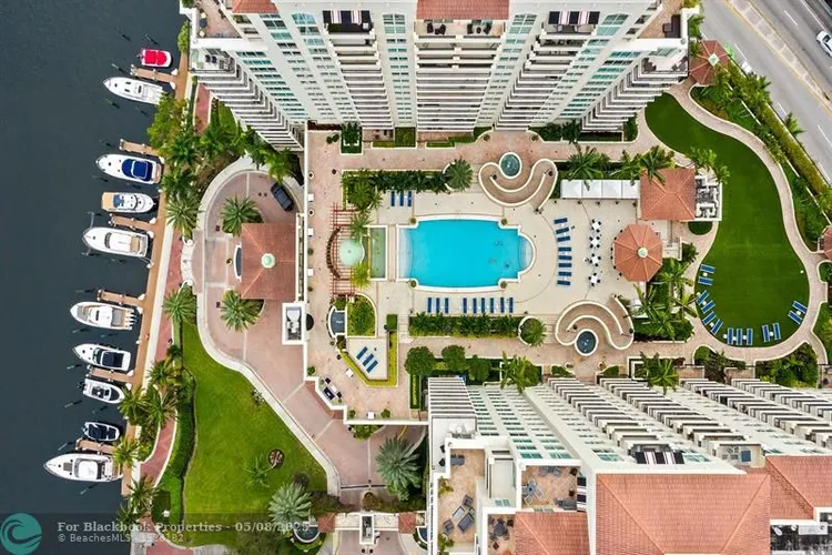 Symphony Towers #902-S image #23