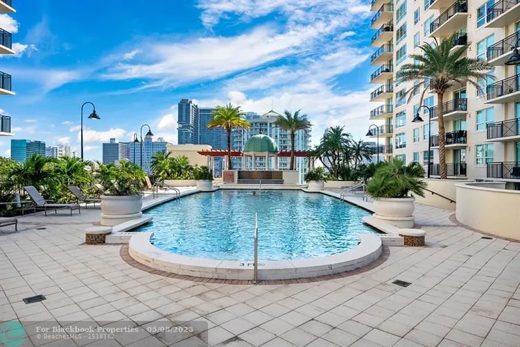 Symphony Towers #902-S image #25