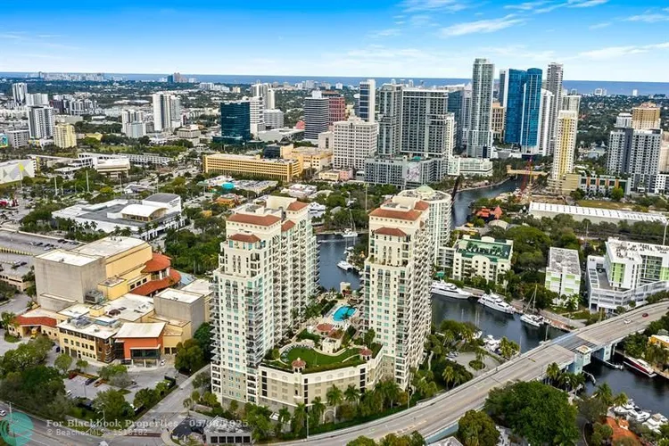 Symphony Towers #902-S image #28