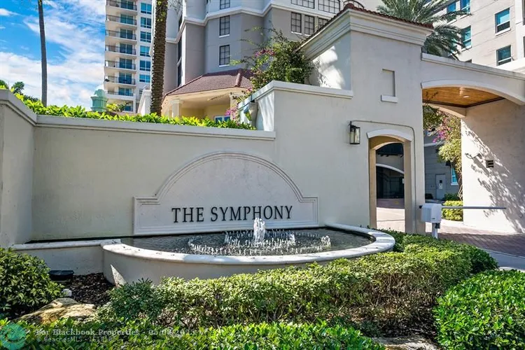 Symphony Towers #902-S image #29