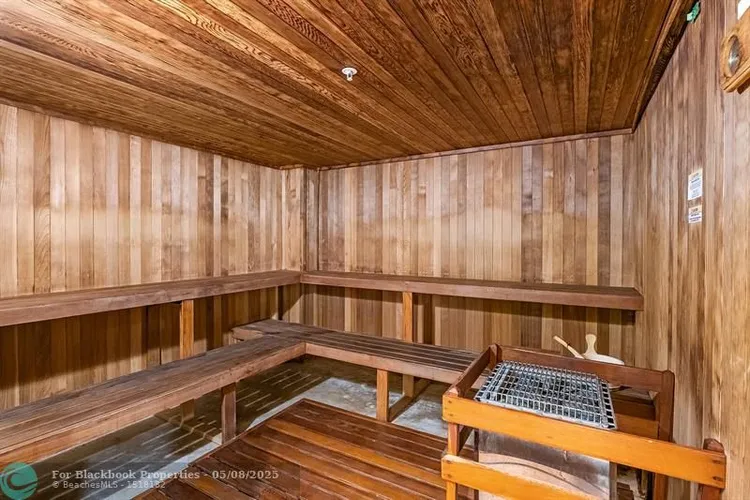 Symphony Towers #902-S image #43