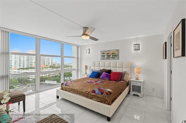 Vantage View #1209 image #10