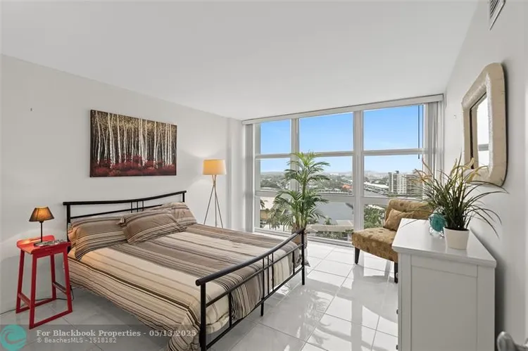 Vantage View #1209 image #13