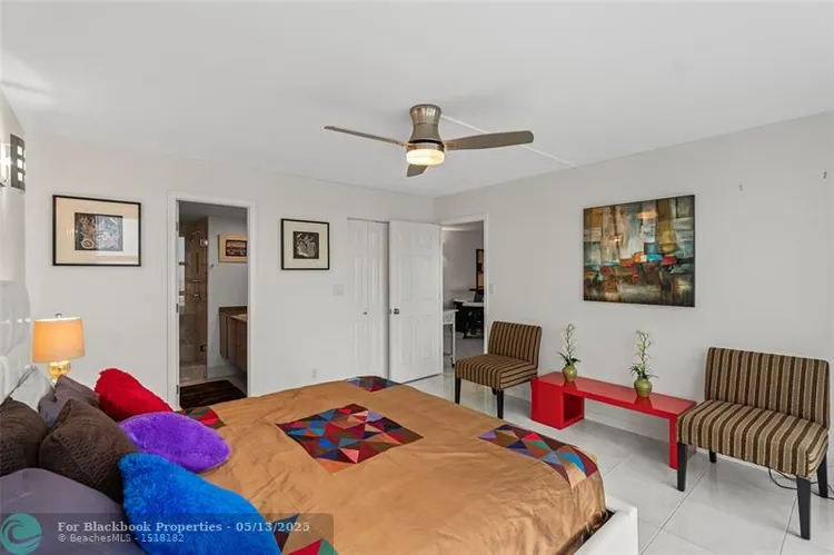 Vantage View #1209 image #25