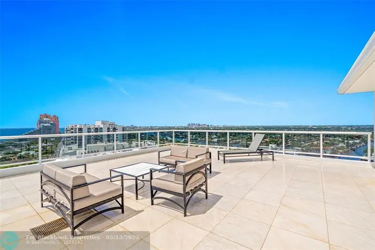 Vantage View #1209 image #73