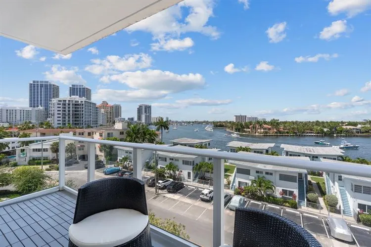 Tiffany House #507 image #16