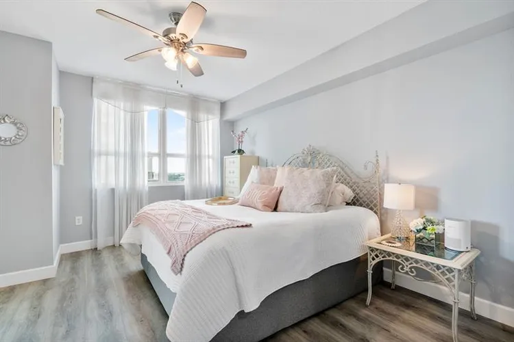 Symphony Towers #1804 image #14