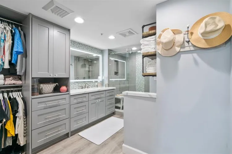 Symphony Towers #1804 image #15