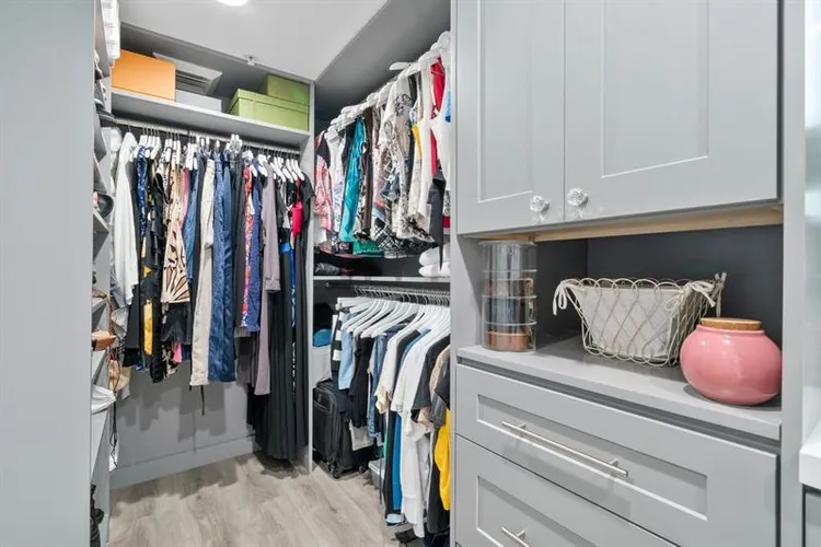 Symphony Towers #1804 image #18