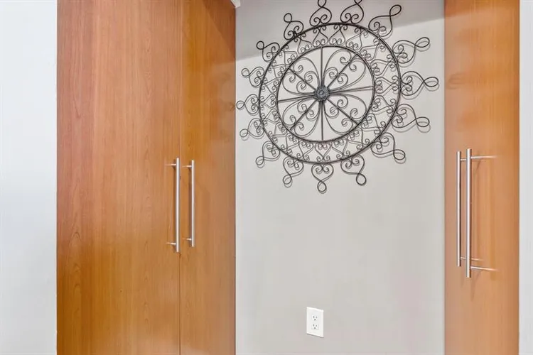 Symphony Towers #1804 image #30