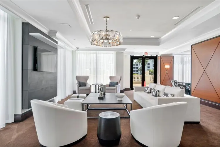 Symphony Towers #1804 image #38