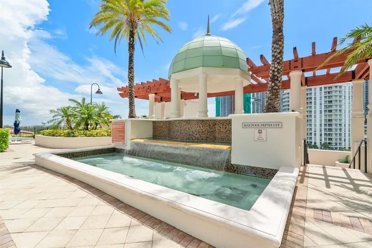 Symphony Towers #1804 image #49