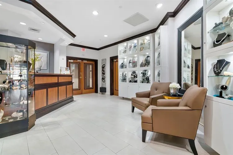 Symphony Towers #1804 image #52