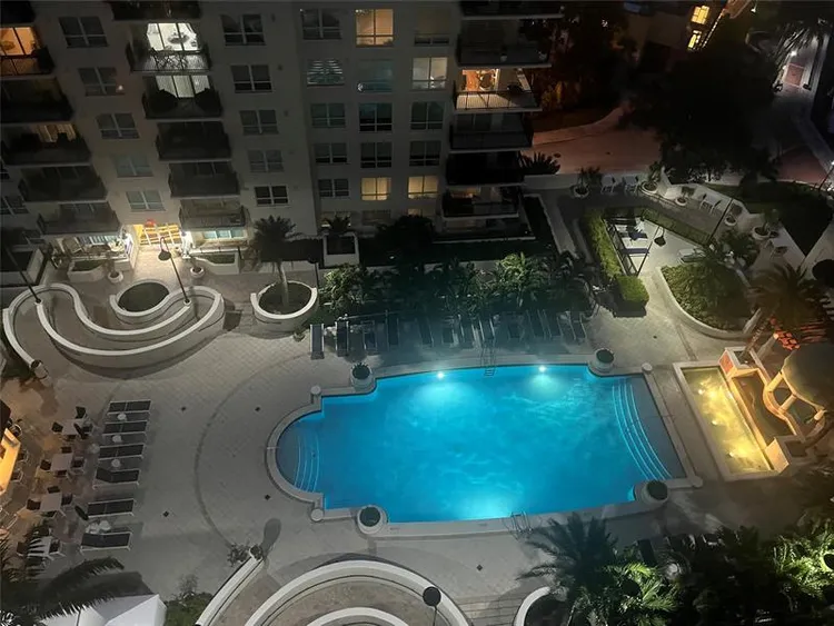 Symphony Towers #1804 image #65