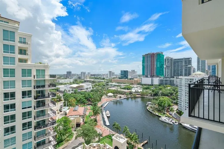 Symphony Towers #1804 image #9