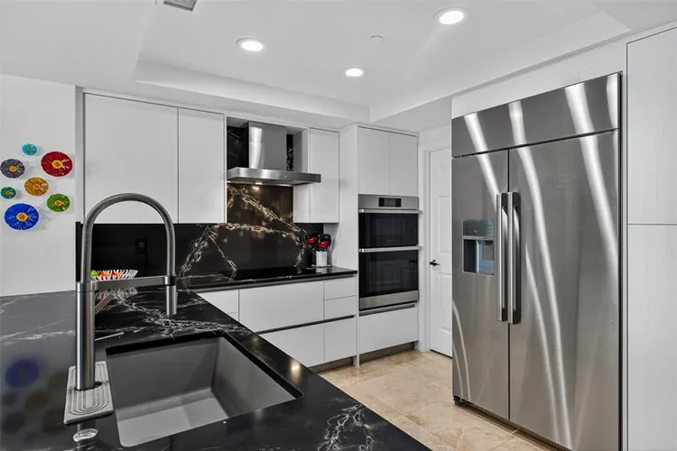 The Port #1107 image #10