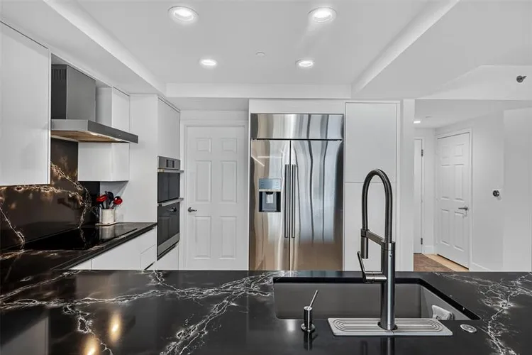 The Port #1107 image #11