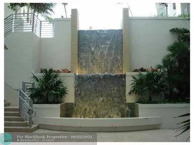 Radius #1017 image #13