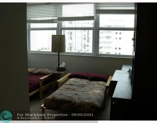 Trafalgar Towers #1606 image #7