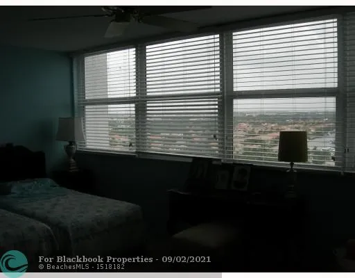 Trafalgar Towers #1606 image #8