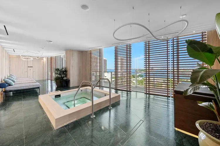 Casa Bella Residences by B&B Italia image #15