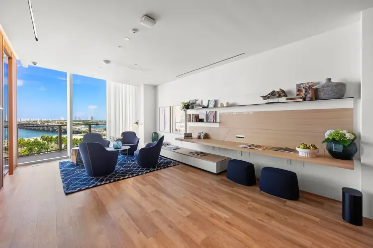 Casa Bella Residences by B&B Italia image #19
