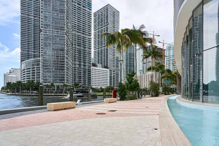 Aston Martin Residences image #19