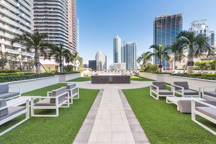 Nine at Mary Brickell Village image #25