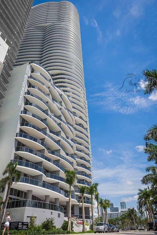 Aria on the Bay image #1