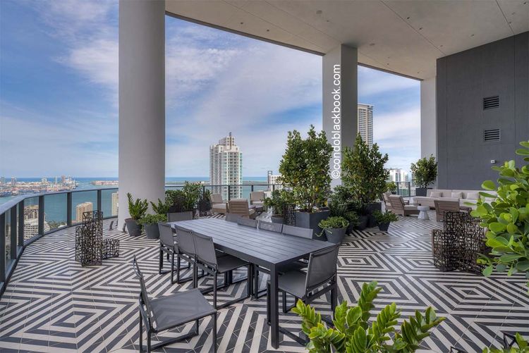 SLS Lux Brickell image #63