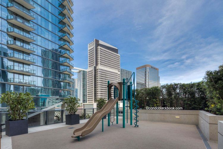 SLS Lux Brickell image #38
