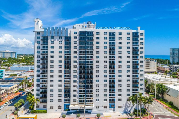 401 Blu Condo image #2