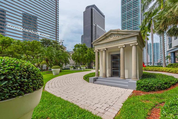 Icon Brickell II image #8