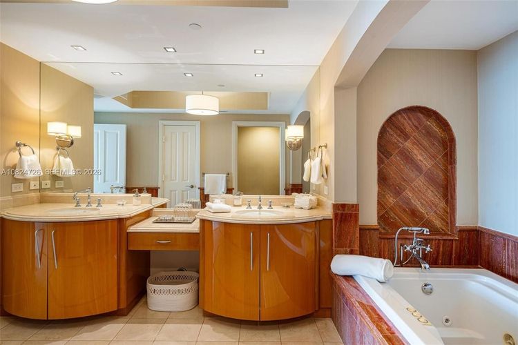 Acqualina #2602 image #34