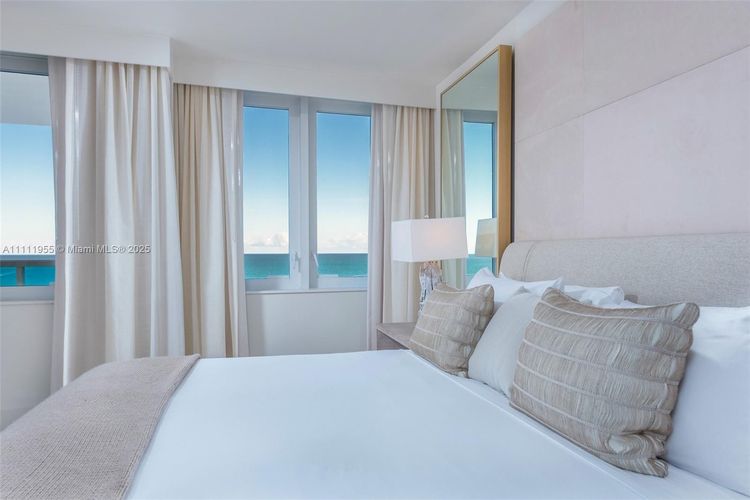 1 Hotel & Homes #1144 image #12