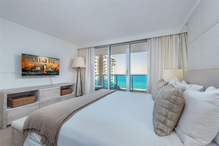 1 Hotel & Homes #1144 image #14