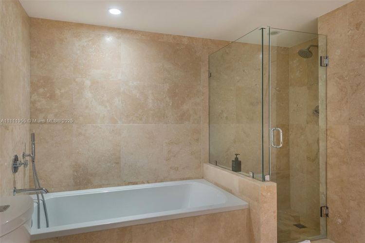 1 Hotel & Homes #1144 image #15