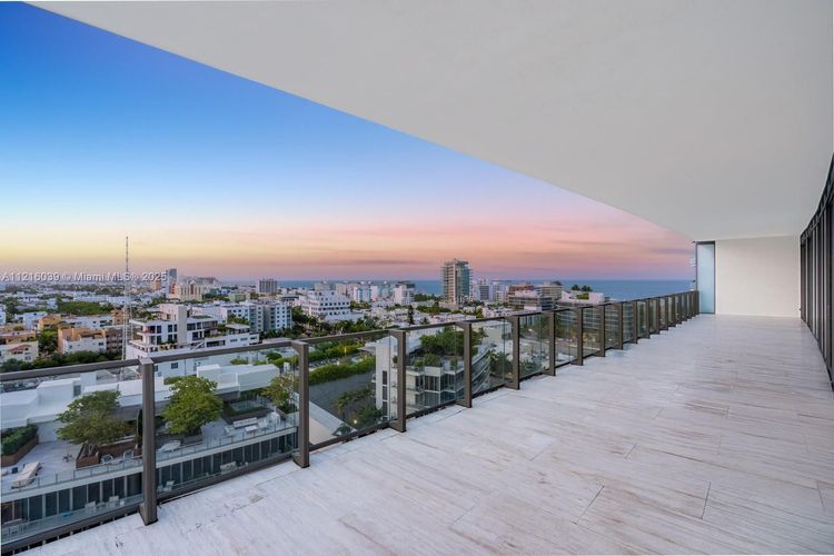 Apogee #1204 image #33