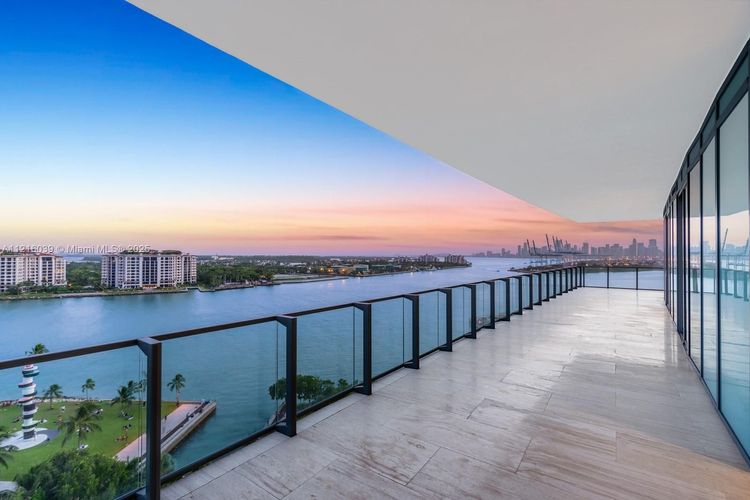 Apogee #1204 image #35