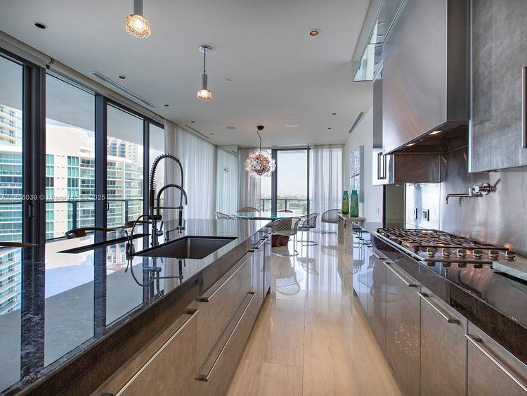 Apogee #1204 image #6