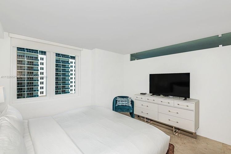 Roney Palace #1117 image #10