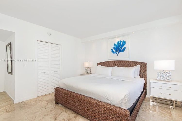 Roney Palace #1117 image #12