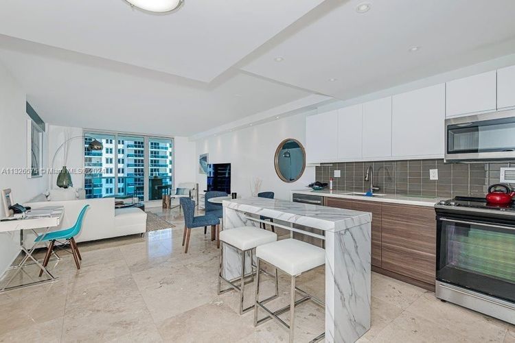 Roney Palace #1117 image #14