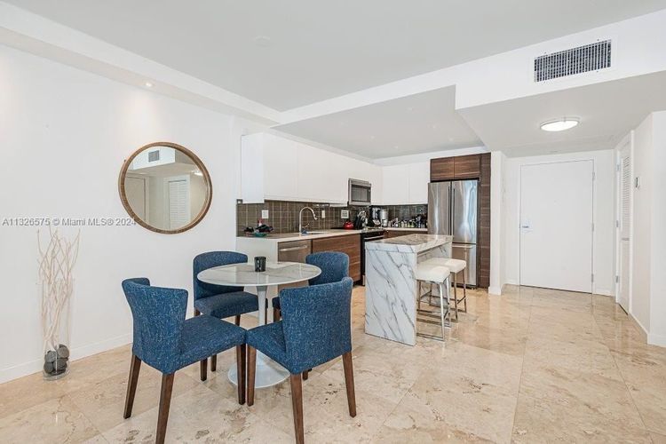 Roney Palace #1117 image #15