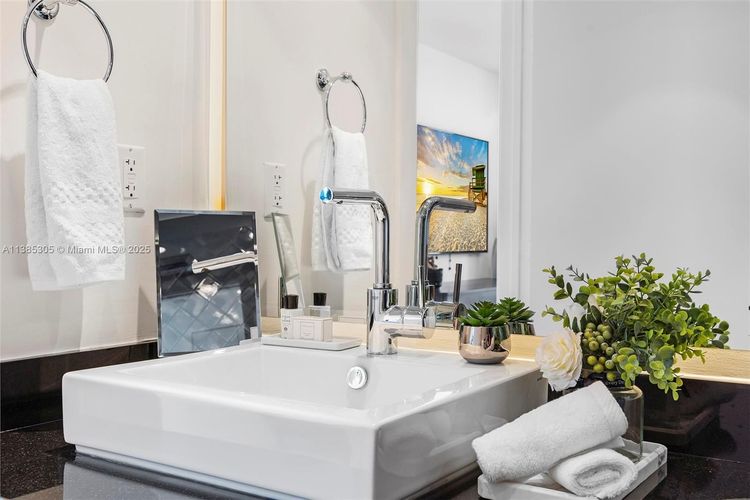 Setai #3903 image #32