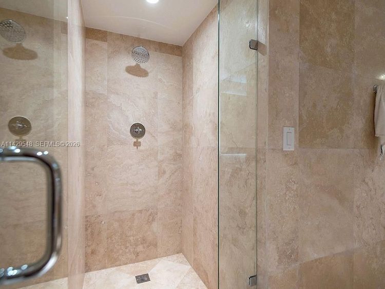 1 Hotel & Homes #1006 image #11
