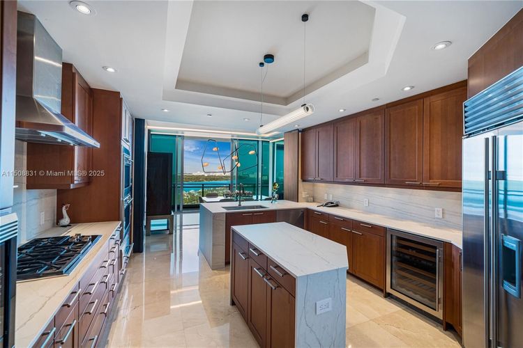 One Bal Harbour #1509 image #11