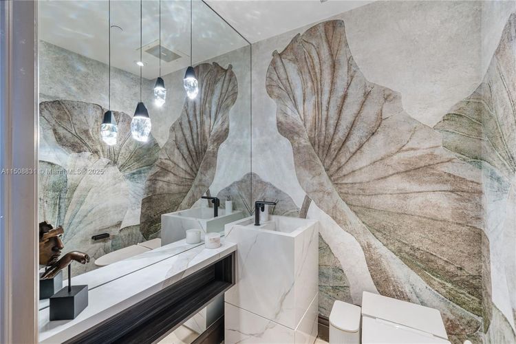 One Bal Harbour #1509 image #16