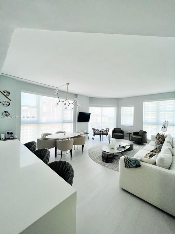 Turnberry Village #PH20 image #20