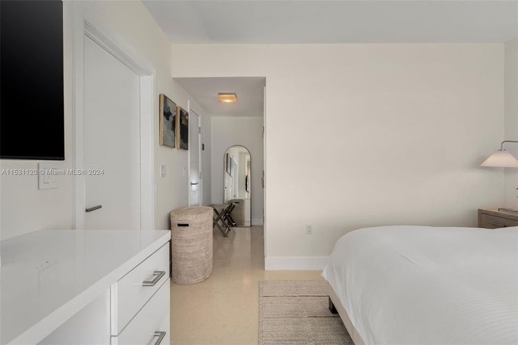 Bentley Beach Hilton #907 image #23